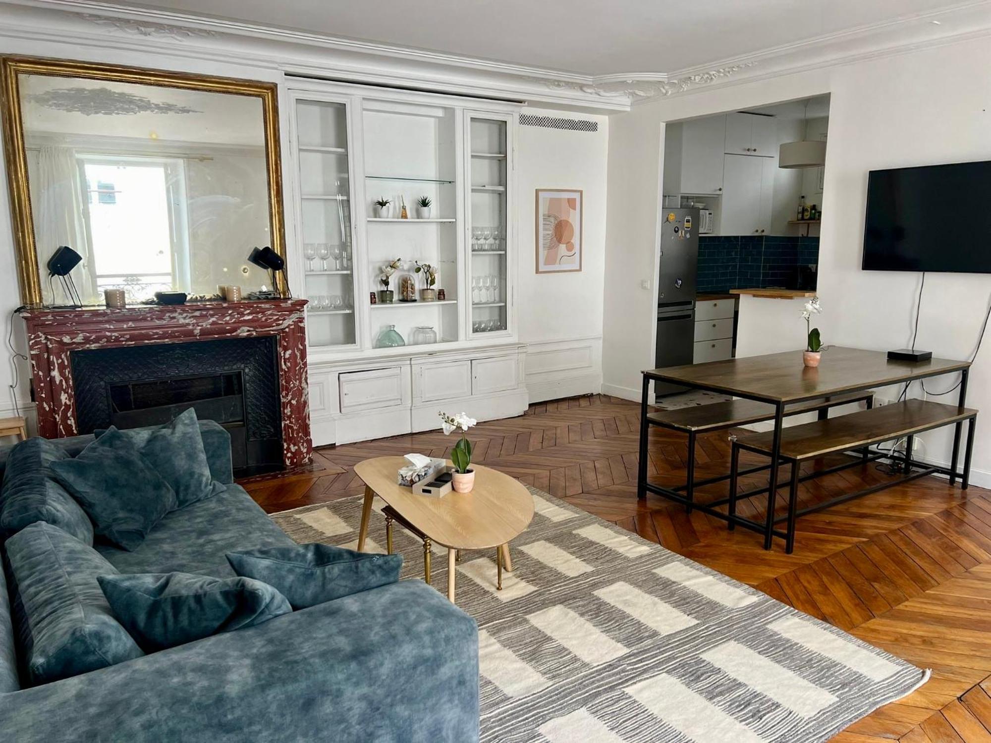 Appartement Haussmanannien Cosy - Republique パリ エクステリア 写真